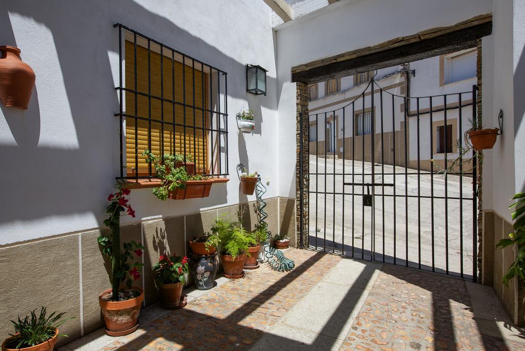Talaván Casa Rural La Brena מראה חיצוני תמונה