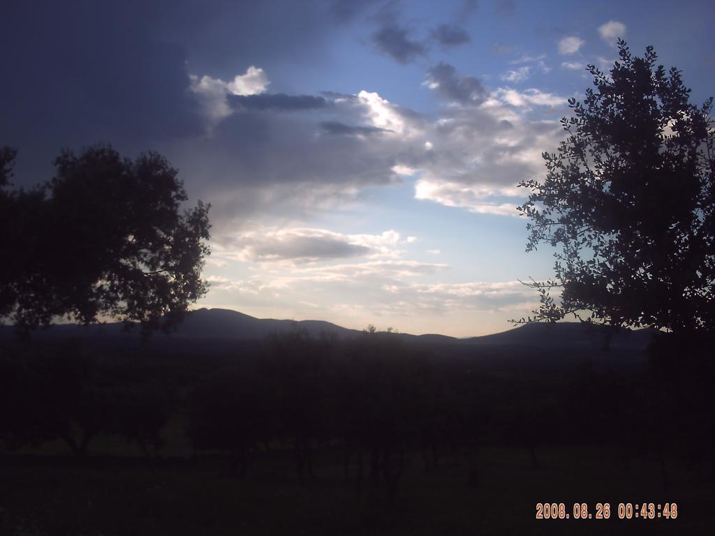 בית הארחה Talaván 	Casa Rural La Brena מראה חיצוני תמונה